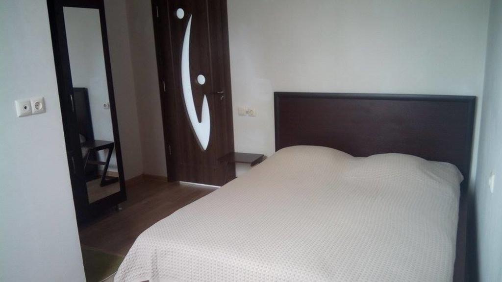 Guest House Batumi Bagian luar foto